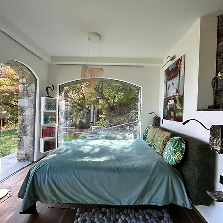 Bed & Breakfast Private Luxury & Silence Retreat With Spectacular View Over The Maggiore Stresa