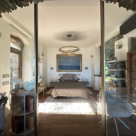 Private Luxury & Silence Retreat With Spectacular View Over The Maggiore Bed and Breakfast 4*