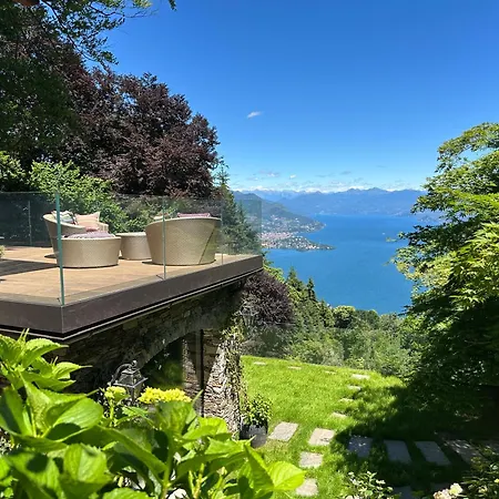 Frühstückspension Private Luxury & Silence Retreat With Spectacular View Over The Maggiore