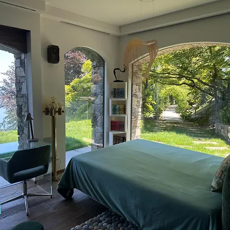 Frühstückspension Private Luxury & Silence Retreat With Spectacular View Over The Maggiore