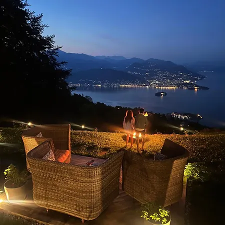 Bed & Breakfast Private Luxury & Silence Retreat With Spectacular View Over The Maggiore Stresa
