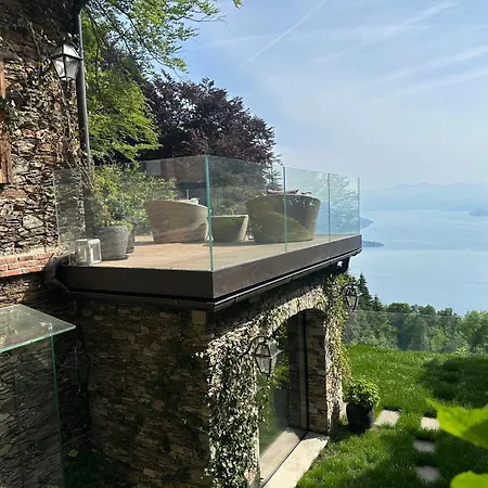 Bed & Breakfast Private Luxury & Silence Retreat With Spectacular View Over The Maggiore Stresa