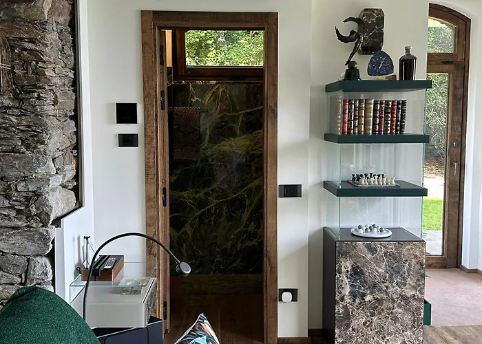 Alojamento de Acomodação e Pequeno-almoço Private Luxury & Silence Retreat With Spectacular View Over The Maggiore 4*