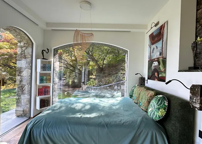 Bed & Breakfast Private Luxury & Silence Retreat With Spectacular View Over The Maggiore Stresa