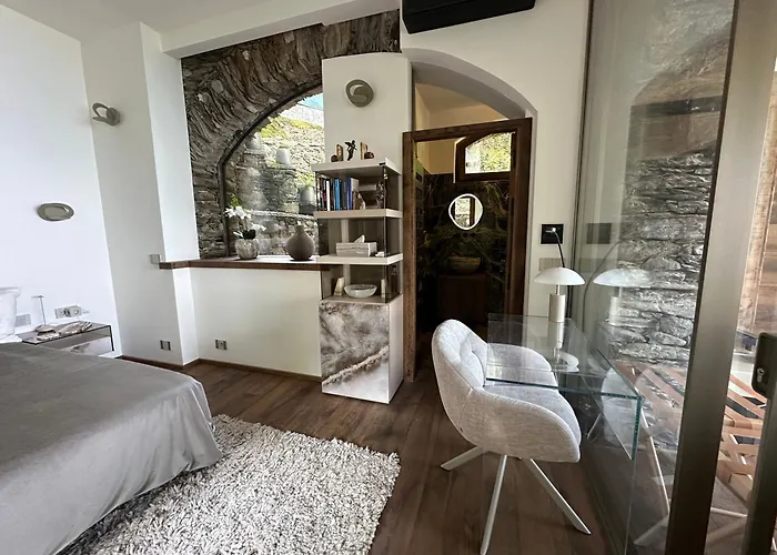 Alojamento de Acomodação e Pequeno-almoço Private Luxury & Silence Retreat With Spectacular View Over The Maggiore Stresa
