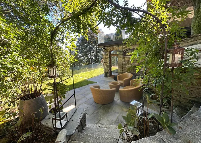 Private Luxury & Silence Retreat With Spectacular View Over The Maggiore Bed & Breakfast Stresa