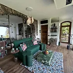 Private Luxury & Silence Retreat With Spectacular View Over The Maggiore Bed & Breakfast 4*
