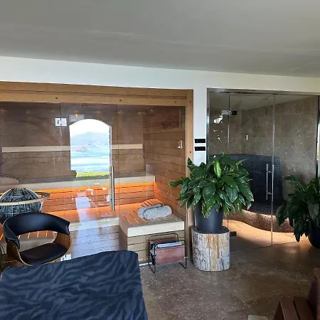 فندق مبيت وإفطار Private Luxury & Silence Retreat With Spectacular View Over The Maggiore ستريزا